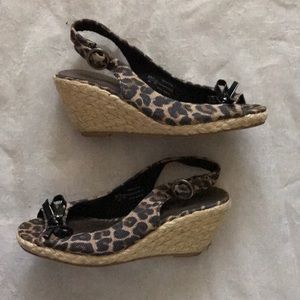 Leapard wedges